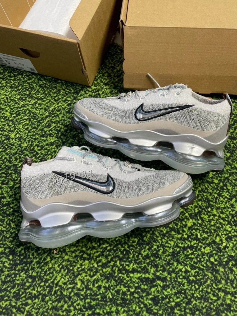 Nike Air Max Scorpion FK
Heather Silver grey"Men's Shoes Sz 12